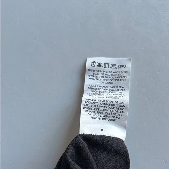 TYR Multicolor one-piece Swimsuit, Women's 36 (around size 10), NWT - Picture 4 of 10